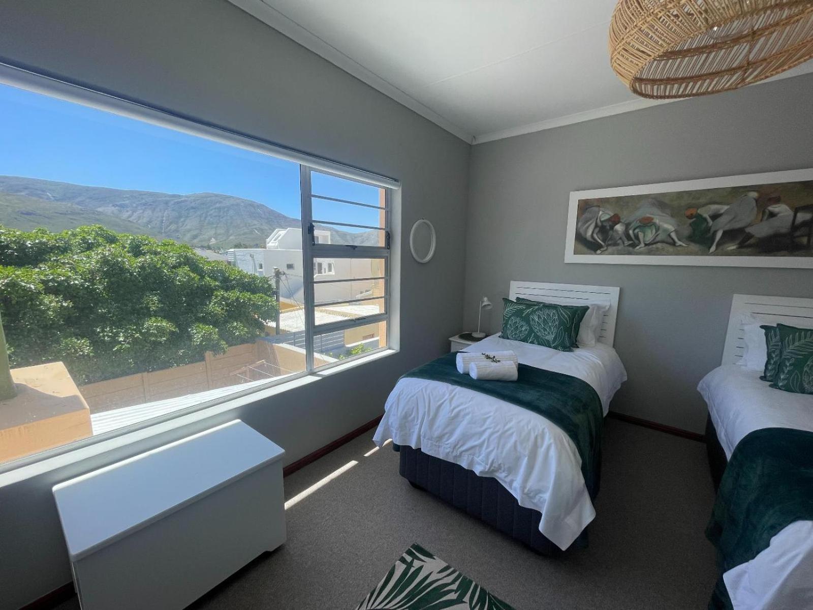 Hotel Footprints In Kleinmond Esterno foto